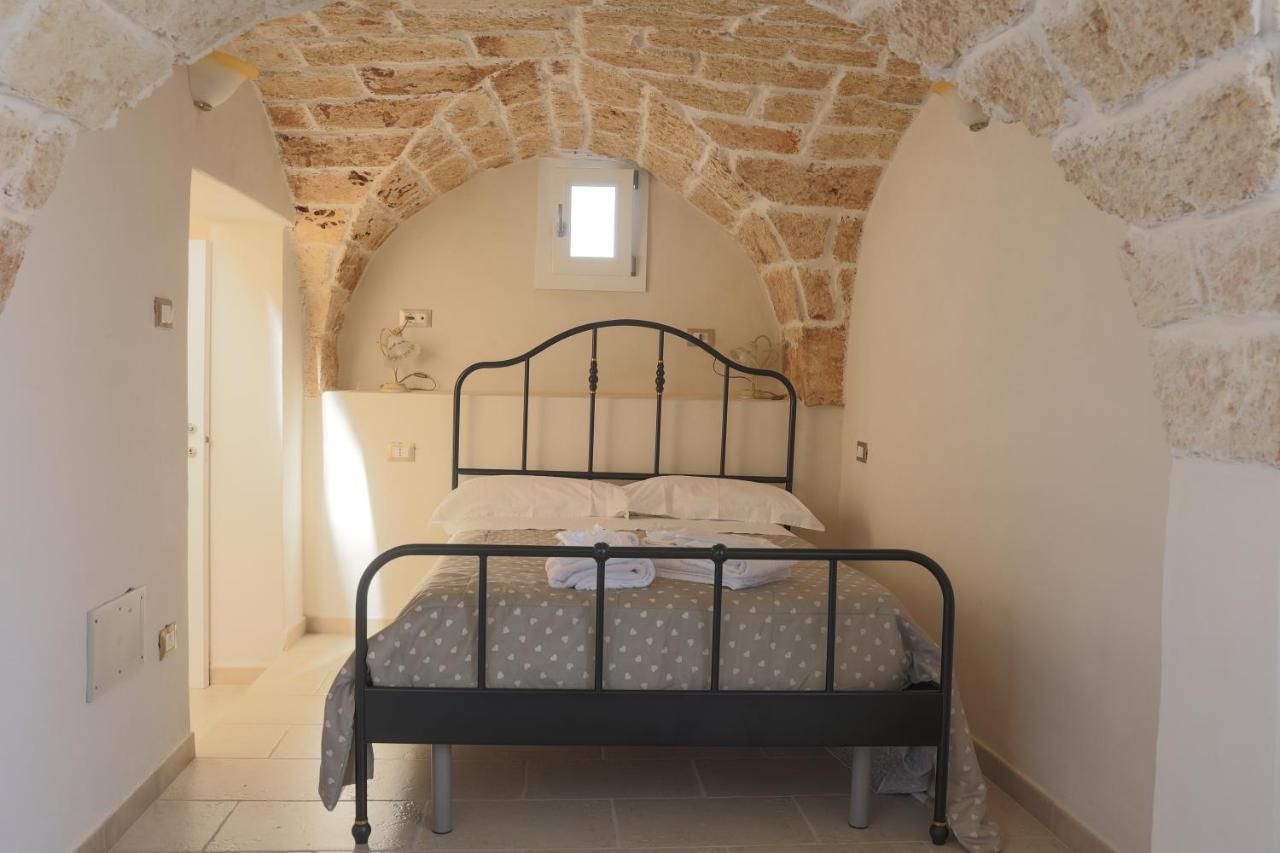 Bed&Bread Piazza 'Nzegna Bed & Breakfast Carovigno Exterior foto