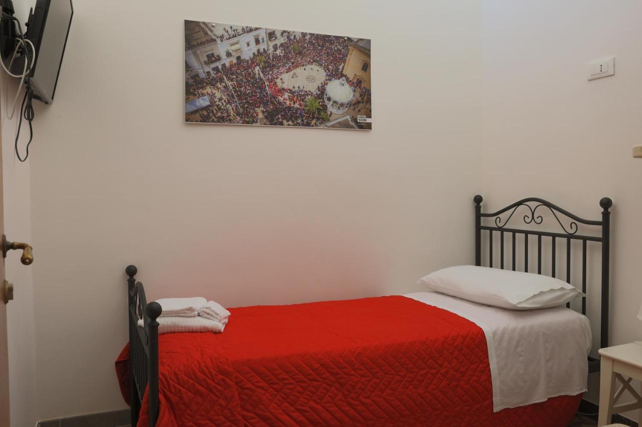 Bed&Bread Piazza 'Nzegna Bed & Breakfast Carovigno Exterior foto